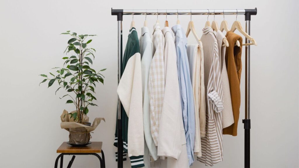 Adopting a minimalist wardrobe